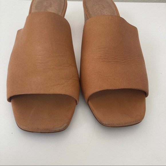 Madewell Tan Leather Sandals - Picture 7 of 9